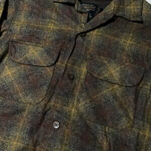 Pendleton The Original Board Shirt 100% Virgin Wool Button Down Men’s S Fitted